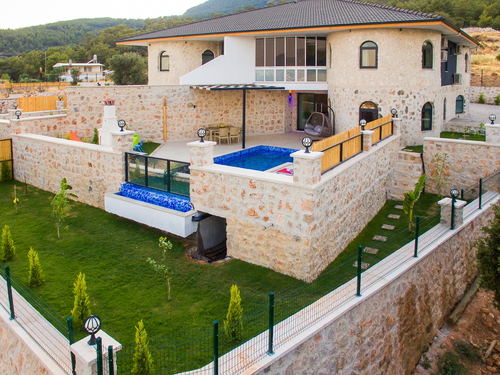  gece  -  Kasım
  | Seydikemer Karadere’de Hamamlı ve Isıtmalı Havuzlu Lüks Villa